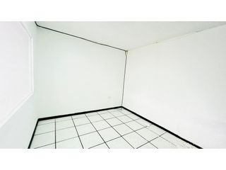 Foto 11 de La Y, Oficina en Renta, 65m2, 5 Ambientes