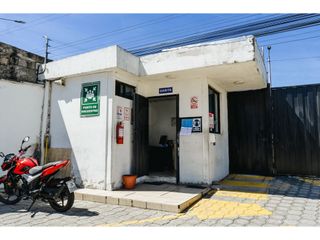 Llano Grande, Galpón en Renta, 2000m2, 2 Ambientes