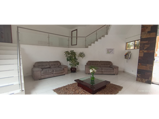 VENDO APARTAMENTO EN MODELIA OCCIDENTAL