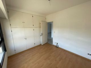 Foto 12 de Departamento en alquiler en Quilmes Este