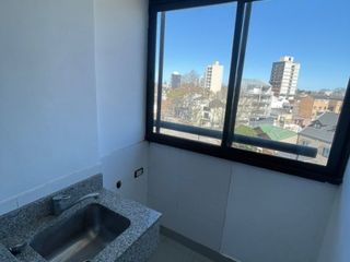 Foto 14 de Departamento en alquiler en Quilmes Este