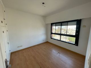 Foto 11 de Departamento en alquiler en Quilmes Este