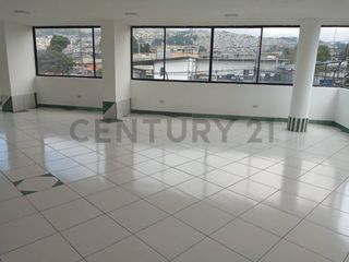 Foto 8 de Rento oficina 130m2  Av. Teniente Hugo Ortiz