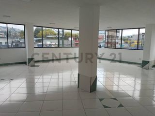 Foto 10 de Rento oficina 130m2  Av. Teniente Hugo Ortiz