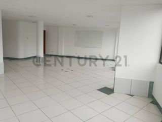 Foto 5 de Rento oficina 130m2  Av. Teniente Hugo Ortiz