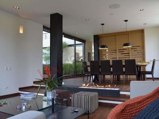 Foto 3 de VENDO CASA LA CALERA DISEÑO ÚNICO