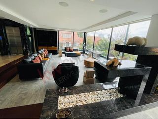 Foto 1 de ESPECTACULAR CASA EN VENTA SANTA ANA ORIENTAL