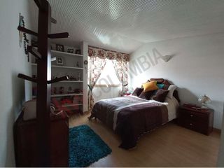 Foto 22 de CASA EN VENTA. BARRIO PONTEVEDRA-8232