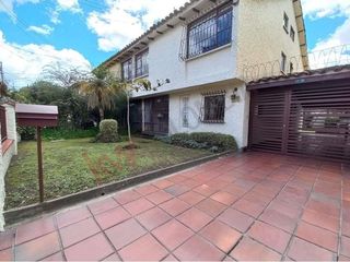 Foto 14 de CASA EN VENTA. BARRIO PONTEVEDRA-8232