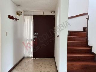 Foto 3 de CASA EN VENTA. BARRIO PONTEVEDRA-8232