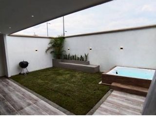 Foto 10 de Venta De Casa En Condominio Batik Pance. Dos Pisos , Sur De Cali.