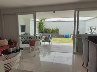 Foto 3 de Venta De Casa En Condominio Batik Pance. Dos Pisos , Sur De Cali.