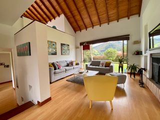 Foto 3 de Venta - Hermosa Casa Campestre Con Vista Panorámica En Macadamia, La Calera