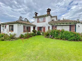 Casa Campestre Con Vista A Las Montañas En Chia