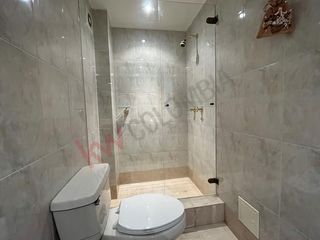 Foto 2 de Venta Amplio apartamento en conjunto cerrado en Colina Campestre - Bogotá