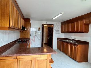 Foto 9 de Venta Amplio apartamento en conjunto cerrado en Colina Campestre - Bogotá