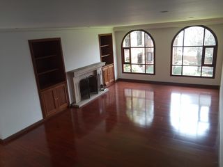 Foto 13 de Venta Amplio apartamento en conjunto cerrado en Colina Campestre - Bogotá