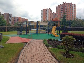 Foto 2 de En Venta Apartamento Con Club House, En Mazuren