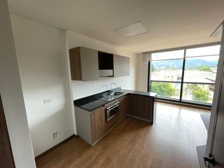 Foto 3 de Arriendo Loft moderno para mayores de 50 años con vista a los cerros