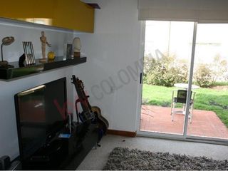 Foto 4 de VENDO HERMOSA CASA MACADAMIA LA CALERA