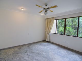 Foto 21 de Venta APARTAMENTO La Flora Cali Valle del Cauca