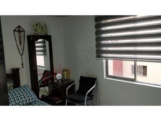 Foto 9 de Vendo apartamento Barrio Parque de la Flora