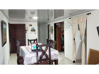 Foto 4 de Vendo apartamento Barrio Parque de la Flora