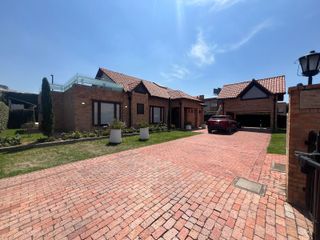Foto 3 de Arriendo - Hermosa Casa Campestre Amoblada En Exclusivo Condominio De Cajica