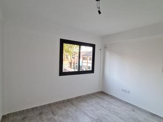 Foto 6 de 2 Ambientes con balcon - Temperley