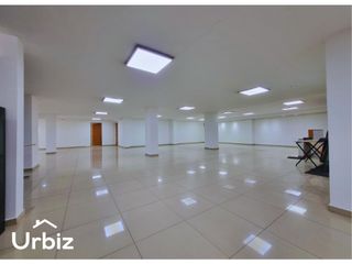 Foto 1 de Arriendo / Venta de Local Comercial de 380m en Multicentro