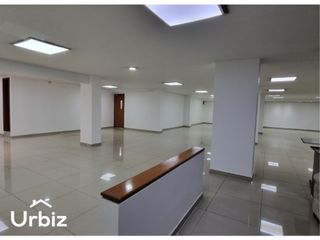 Foto 5 de Arriendo / Venta de Local Comercial de 380m en Multicentro