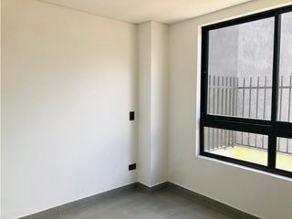 Casa para Arriendo en Rionegro Barro Blanco