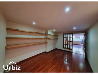 Foto 11 de Se Vende Apartamento para remodelar en Rosales de 118m - Inversión