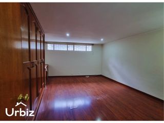 Foto 13 de Se Vende Apartamento para remodelar en Rosales de 118m - Inversión