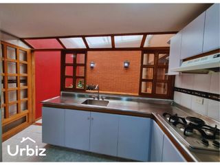 Foto 7 de Se Vende Apartamento para remodelar en Rosales de 118m - Inversión