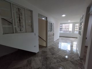 APARTAMENTO en ARRIENDO en Bogotá Santa Rita Sur Oriental