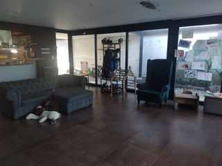 Foto 3 de Casa en venta - 3 Dormitorios 3 Baños - Cochera - 345Mts2 - La Plata