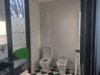Foto 27 de Casa en venta - 3 Dormitorios 3 Baños - Cochera - 345Mts2 - La Plata
