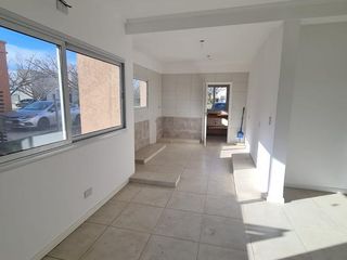 Foto 14 de Amplia casa en venta con salida a la laguna - El Cantón