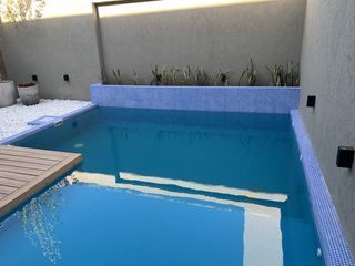 Foto 24 de SANTILLI - ESPAÑA 880 - Temperley Oeste