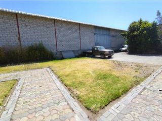Foto 12 de Calderón, Galpón Renta, 1.200m2,  2 Ambientes