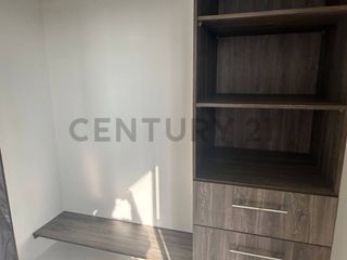 Departamento en venta en San Sebastián, La Aurora, Sector El Dorado.DenG