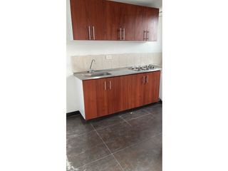 Arriendo Hermoso Apartamento  Barrio Madelena