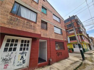 Comercial en  Quintanares(Soacha) RAH CO: 25-785