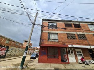 Comercial en  Quintanares(Soacha) RAH CO: 25-786