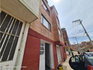 Comercial en  Quintanares(Soacha) RAH CO: 25-786