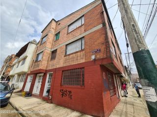 Comercial en  Quintanares(Soacha) RAH CO: 25-786