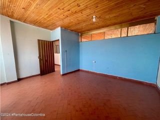 Comercial en  Libertado(Soacha) RAH CO: 25-824