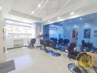 Foto 2 de Oficina en Venta ideal para Cosmetología y Estetica-Peluquería en edificio seguro, sector El Condado