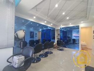 Foto 1 de Oficina en Venta ideal para Cosmetología y Estetica-Peluquería en edificio seguro, sector El Condado
